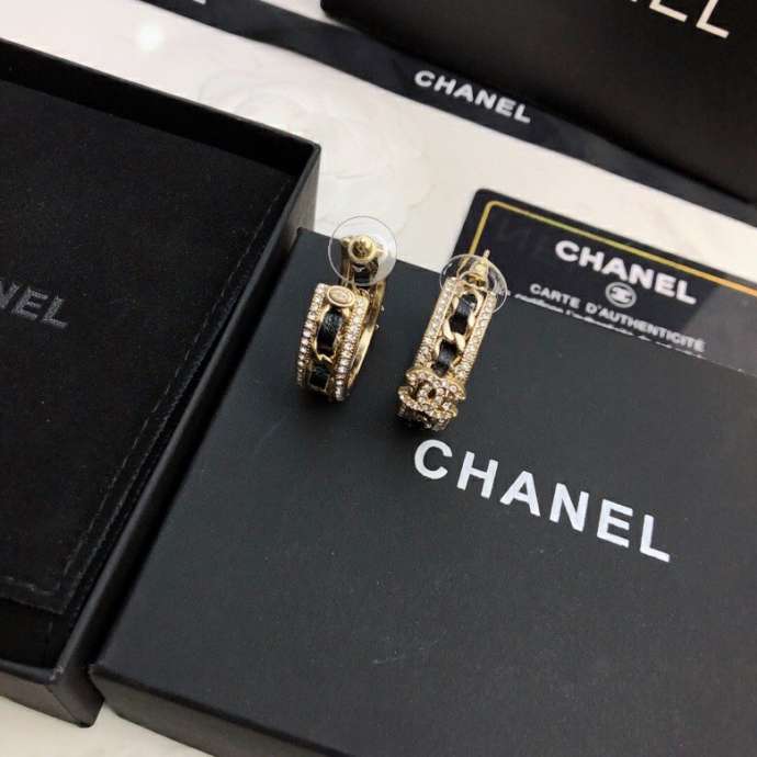 Picture of Chanel Earring _SKUChanelearring0819334333
